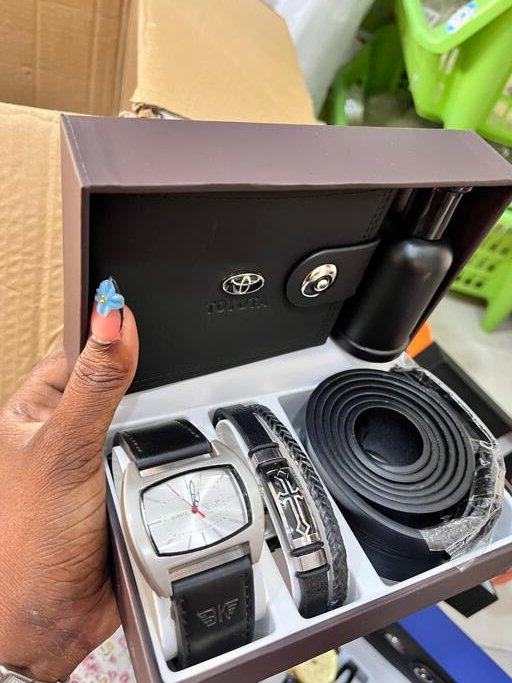 Black wallet watch combo