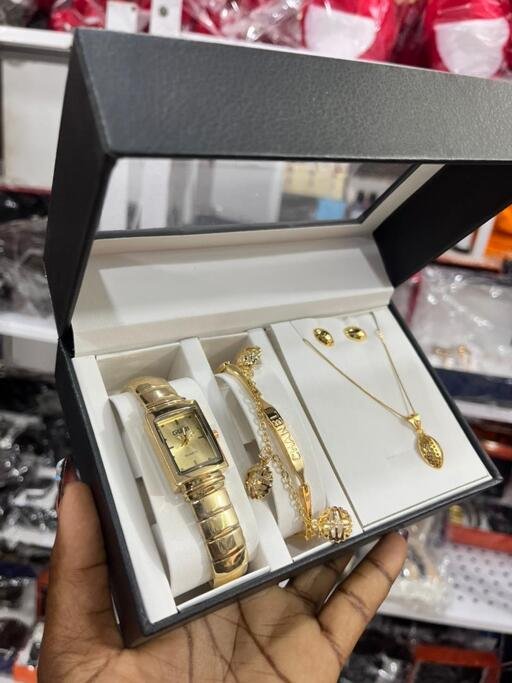 Fashion 3pcs/set watch and bracelet women set party birthday gifts jewelry wrist watch clock