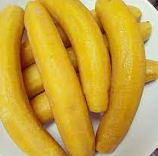 Fresh unripe plantain for ampesi - 1kg image