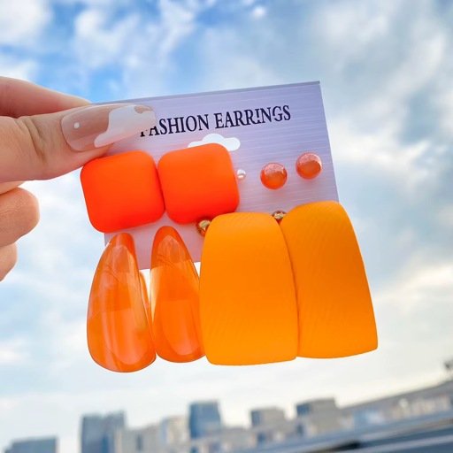 Fashion earrings
