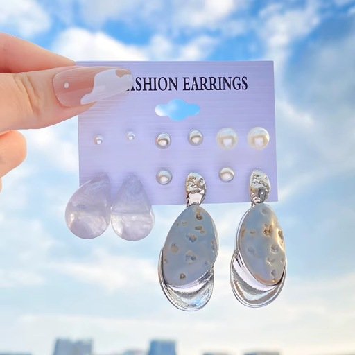 Fashion earrings